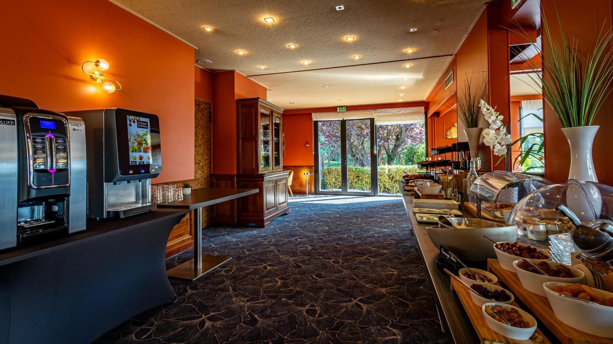 Logis Hostellerie D'Aussois Семюр-ан-Осуа Экстерьер фото