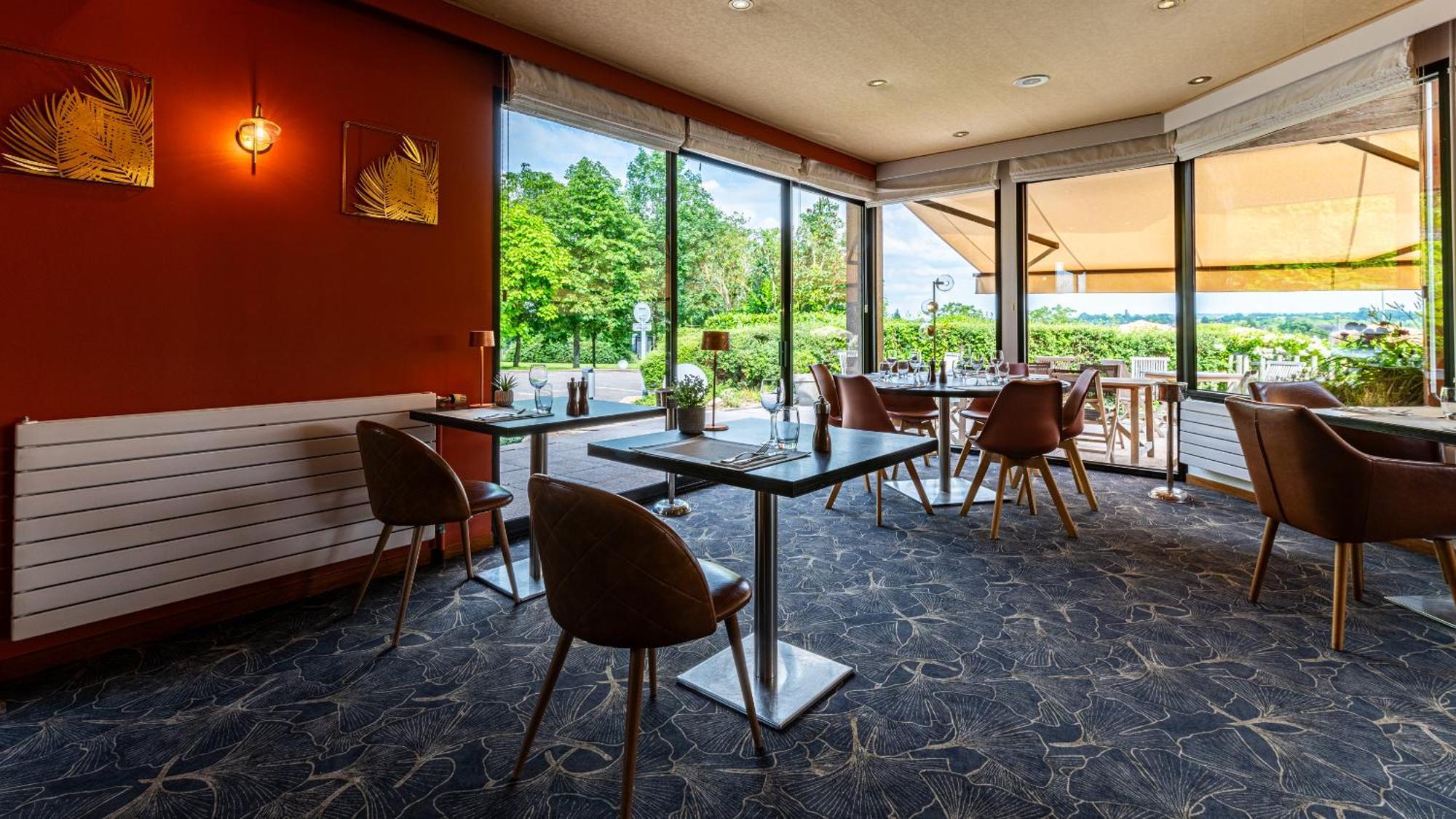 Logis Hostellerie D'Aussois Семюр-ан-Осуа Экстерьер фото