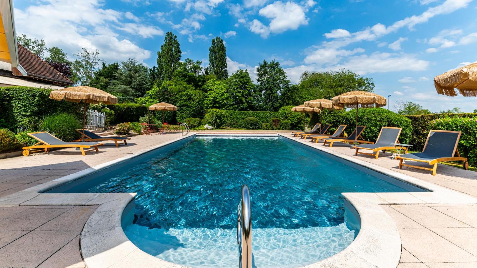 Logis Hostellerie D'Aussois Семюр-ан-Осуа Экстерьер фото