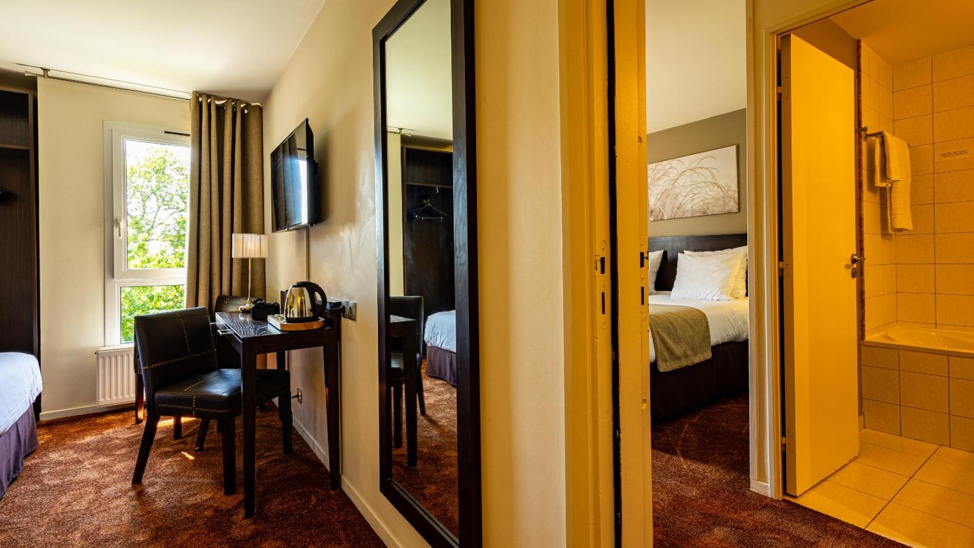 Logis Hostellerie D'Aussois Семюр-ан-Осуа Экстерьер фото