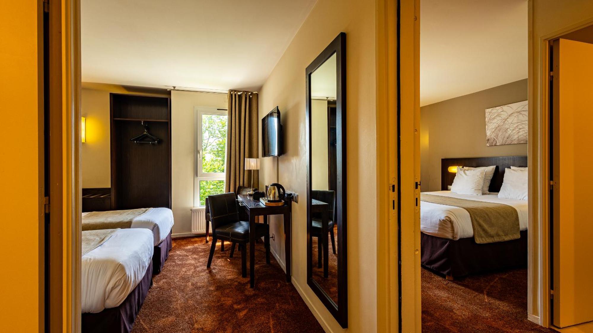 Logis Hostellerie D'Aussois Семюр-ан-Осуа Экстерьер фото