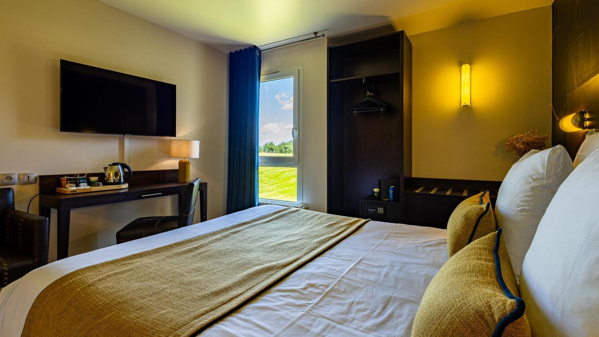 Logis Hostellerie D'Aussois Семюр-ан-Осуа Экстерьер фото